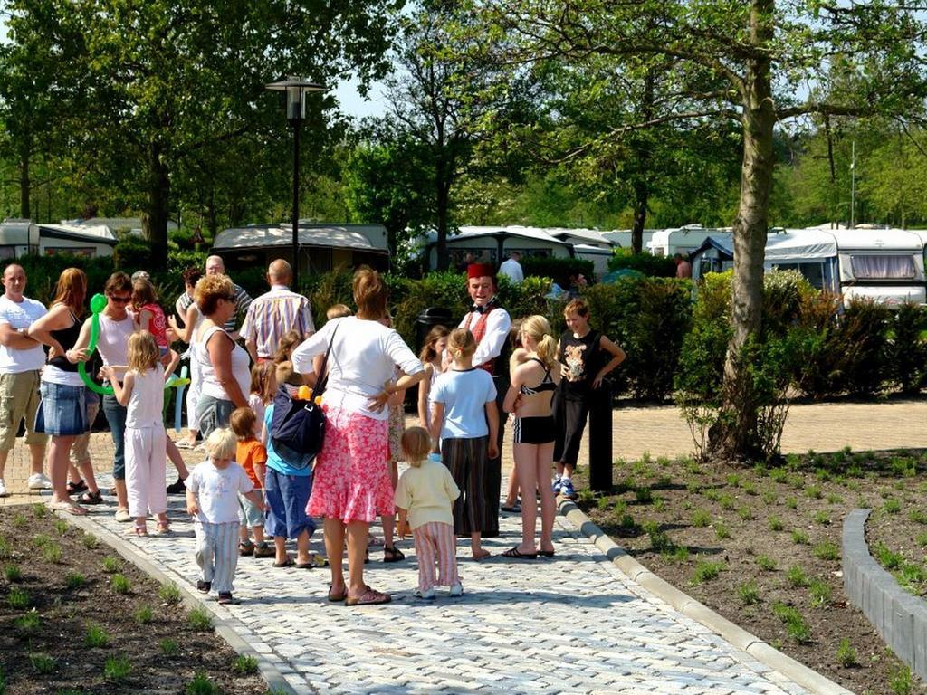 Europarcs Parc Du Soleil Hotel Нордвик Стая снимка